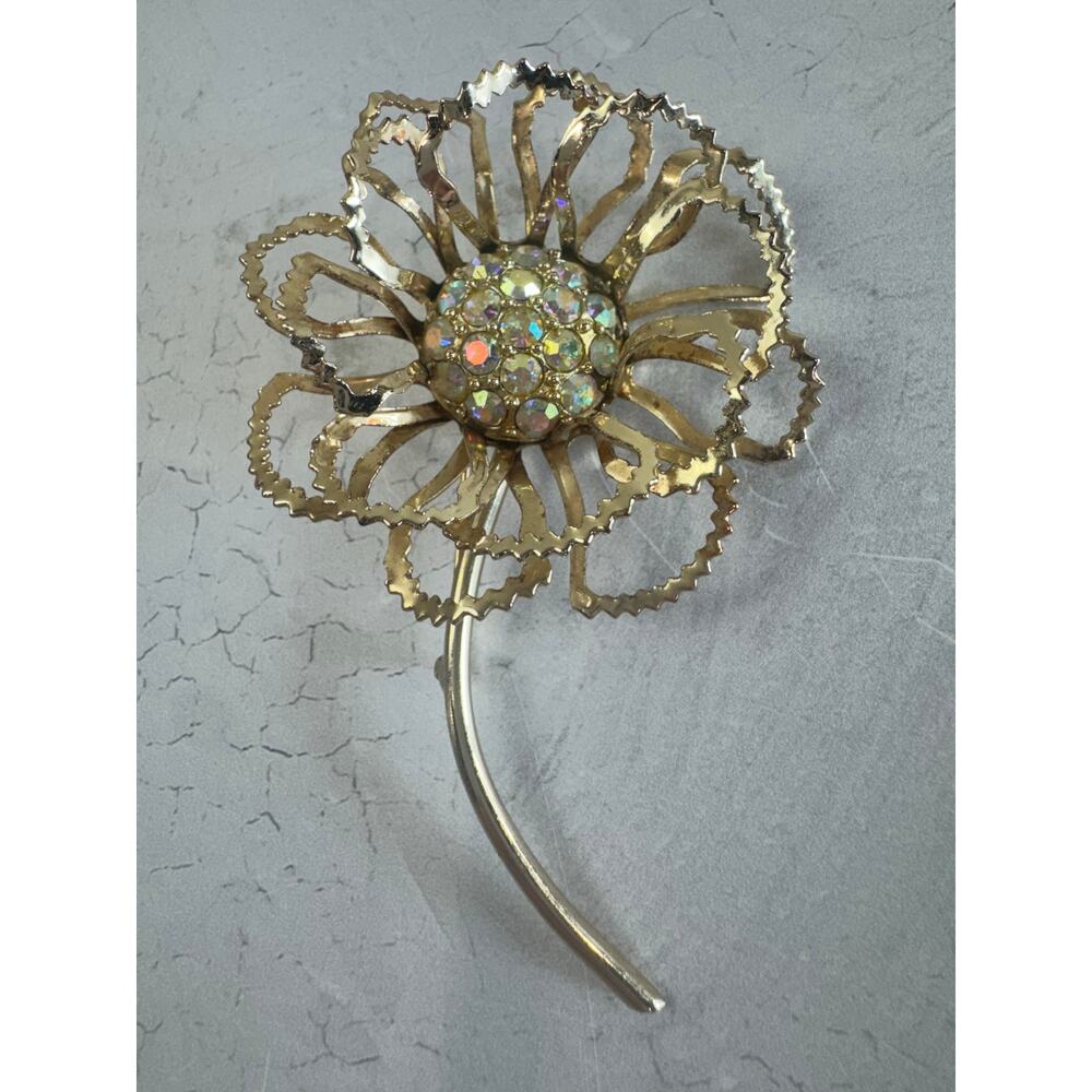 Vintage Sarah Coventry Aurora Borealis Flower Brooch Gold-Tone Open Petal MCM